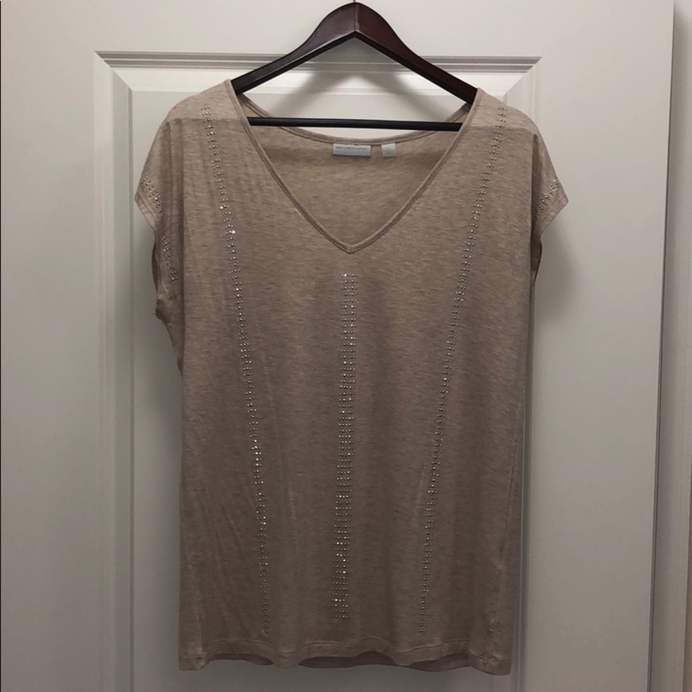 New York & Company Beige Tee